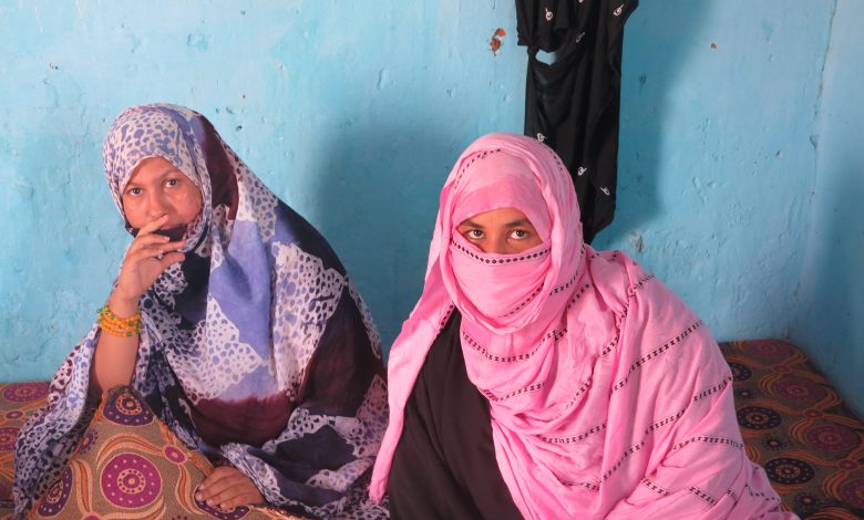 صورة Banko/ des filles formées par praps en teinture et couture ont réussi avec satisfaction et remercie le projet praps pour son effort.