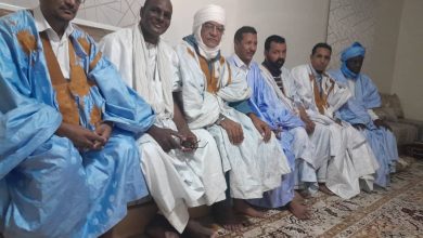 صورة وفد من نقابة الصحفيين يعزي عضو المكتب التنفيذي الحسن ولد أعمر جوده في وفاة والده